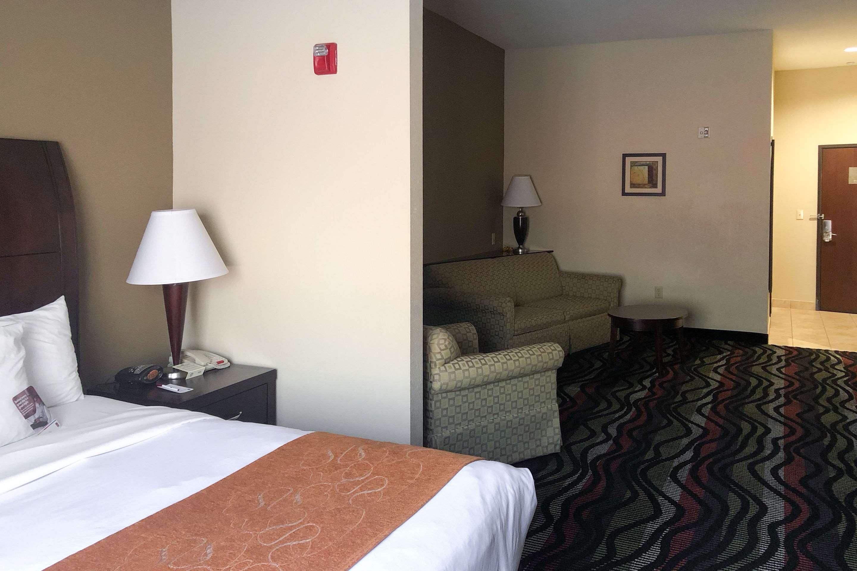 Comfort Suites Beaumont I-10 Екстер'єр фото
